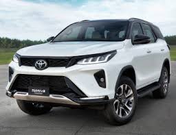 All pictures of Toyota SW4
