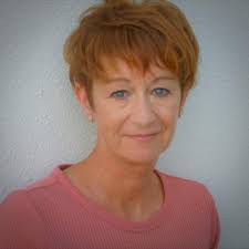 EmergeVest Invests In World's First Neobank For Female Entrepreneurs