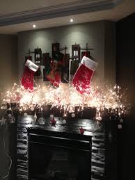 Magnifique Manteau Foyer De Noel Decore Avec Les Lumieres De Costco Christmas Light From Costco Noel Decoration Best Christmas Lights Decor