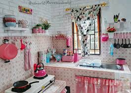 Dengan adanya kitchen set, fungsi dapur akan lebih optimal dengan tatanan teratur dan rapi sehingga menjaga kesan estetika dapur sebagai bagian penting dalam sebuah rumah. Beberapa Inspirasi Dapur Tanpa Home Decor Minimalis Facebook