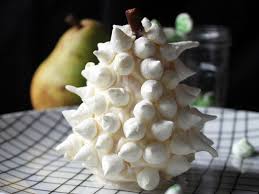 Poire Pochee Meringuee Poires Pochees Poire Poire Recette