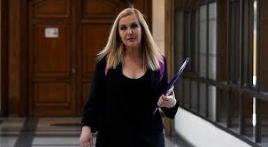 Cada vez es más incierta la posibilidad de un cuarto retiro de los fondos de pensiones. Diputados Se Lanzan Con Cuarto Retiro E Ingresan Formalmente El Proyecto A Comision De Constitucion Nacional Biobiochile
