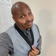 After not even receiving an invite to the NBA Draft Combine, DJ Burns kept  grinding, LOST 45 POUNDS IN 6 WEEKS, and eventually earned a workout with  the Lakers 🙌