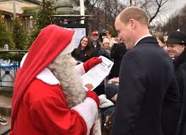 Candy hemphill kent christmas divorce candy hemphill christmas is an actress known for when all god s singers get home 1996 the sweetest song i know 1995 and rivers of joy 1998. 42 Photos Of The Royal Family Celebrating Christmas Princess Diana Queen Elizabeth At Christmas