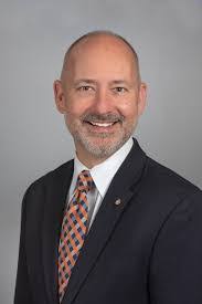 Andrew Mcculloch's Instagram, Twitter & Facebook