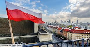 Voir plus d'idées sur le thème pologne, voyage pologne, cracovie. La Pologne Supprime L Impot De Ses Jeunes Pour Qu Ils Restent Capital Fr