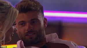 Liberty and jake's final date faces being cancelled in show first. Love Island 2021 Fans In Tears Als Jake Macht Es Mit Liberty Offiziell Aktuelle Boulevard Nachrichten Und Fotogalerien Zu Stars Sternchen