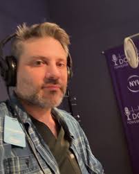 Joined New York’s hair expert, dermatologist @klointhecity, to cohost her  show