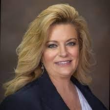 Ana Suan's Instagram, Twitter & Facebook