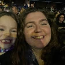 Sarah Mcgonigle's Instagram, Twitter & Facebook