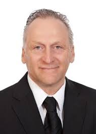 L'ÉGALITÉ, NATURELLEMENT… POLITIQUE D'ÉGALITÉ ET DE PARITÉ ENTRE LES FEMMES  ET LES HOMMES