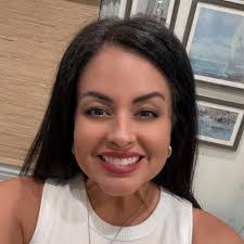 Rebecca Seibold's Instagram, Twitter & Facebook