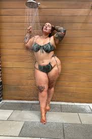 MissThickNTatted's iconic babepedia image-her presence is undeniable-a true adult icon