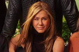 Jennifer aniston made a chic exit from a beverly hills spa on may 26. Jennifer Aniston Pokes Fun At Rachel Loved Look She Wore To Friends Reunion People Com