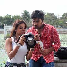 This is purely a love story laced with comedy (but comedy is less when compared to the other movies of. Priya Anand And Shiva In A Still From The Tamil Movie Vanakkam Chennai