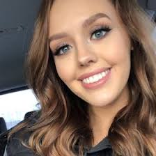 Beth Seeley (BethSeeley618)