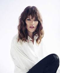 For example, if you have fine or thin hair full bangs and blunt cuts won't be flattering for you. 20 Short Choppy Haircuts