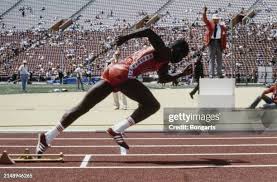 2.794 Edwin Mose Fotos und hochauflösende Bilder