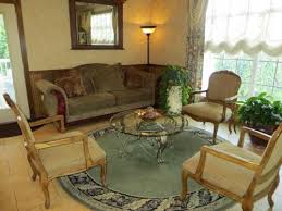 Located in branson's branson theater district neighborhood, honeysuckle inn & conference center is on the strip and near the beach. Honeysuckle Inn Conference Center In Mo