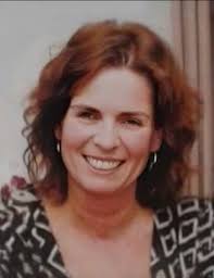 Indrukwekkend eerbetoon aan gezin dat slachtoffer werd van brute aanslag op  MH17