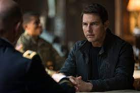 Reacher struggles and even loses a fight he has. Sinopsis Film Jack Reacher Never Go Back Tom Cruise Ungkap Konspirasi