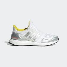 Free shipping options & 60 day returns at the official adidas online store. Adidas Ultraboost Dna X Lego Plates Laufschuh Weiss Adidas Deutschland