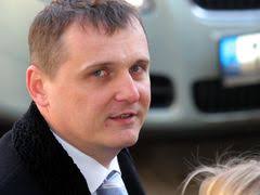 Pozoruhodné účty VV: Miliony proudily od firem 11 lidí