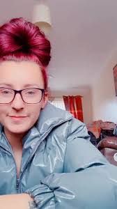 Danielle Oliphant's Instagram, Twitter & Facebook