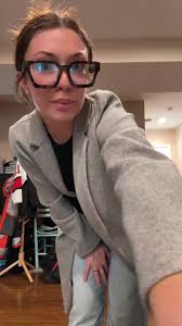 Happy Monday 😘 #fyp #treanding #outfit #outfitinspo #viral #fitcheck  #womensfashion #OOTD