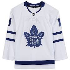Jun 25, 2021 · zach ostapchuk was drafted 12th overall by the vancouver giants in the 2018 bantam draft. Zach Hyman Autographed Jerseys Signed Zach Hyman Inscripted Jerseys