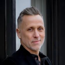 Eric Lyden's Instagram, Twitter & Facebook