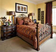 20 Tuscan Style Bedroom Decorative Ideas That Make Your Sleep Warm Design Decorating Tuscan Style Bedrooms Tuscan Bedroom Interior Decoration Bedroom
