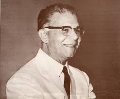 Reproduciones de un retrato del doctor Joaquín Balaguer