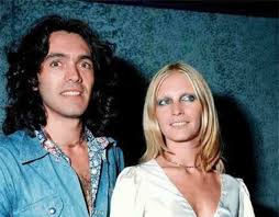 Riccardo fogli was born on october 21, 1947 in pontedera, tuscany, italy. Quando La Storia Di Riccardo E Patty Fece Scalpore E Mise In Crisi I Pooh