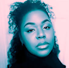 Hilary Knapp's Instagram, Twitter & Facebook