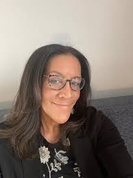 Can someone improve the photo quality of this old photo?