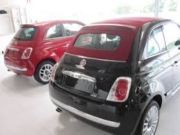 Trova la tua prossima fiat 500 tra le 5624 offerte di automobile.it. File Fiat 500 E Fiat 500c Jpg Wikimedia Commons