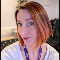 90+ perfiles de «Appleby»