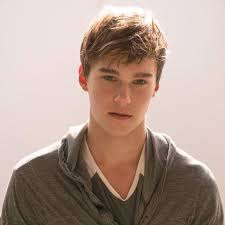 Video indisponibil alte probleme (descrie problema). Mitchell Hope Mitchellhope Twitter