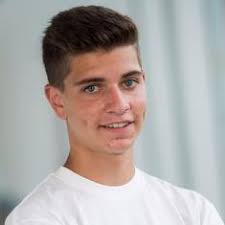 Athlétisme Aviron Badminton Basketball Breakdance Canoë-Kayak Équitation  Escalade Escrime Golf Gymnastique Judo Karate Roller