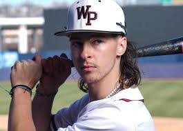 Jeff Gravatt's Instagram, Twitter & Facebook