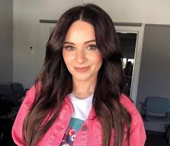 Polish pop/rock singer and songwriter. Ewelina Lisowska Wiek Instagram Piosenki Wzrost Chlopak Aju Pl