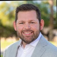 Travis Boles's Instagram, Twitter & Facebook