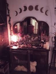 44 Astonishing Witchy Apartment Decor Ideas To Try Asap Aesthetic Bedroom Goth Home Decor Gothic Home Decor
