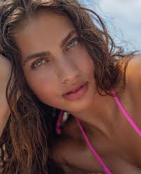 CAPRI ALANA (19 y/o) Scouted by: Cocoa Beach Open Call From: Florida  #willyscouts #willyfam #wilhelminamiami #opencall #becomeamodel