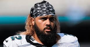 Unlikely hero, Darian Kinnard, makes history