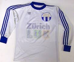Das spiel findet auf dem hauptplatz statt. Sportantiquariat Fc Zuerich Trikot Saison 1978 79 Zuerich Luk Adidas Langarm Groesse M