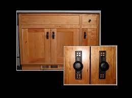 Emtek arts and crafts cabinet hardware collection 48 items total these solid brass, precision crafted cabinet knobs, pulls (handles), cup/bin pulls, ring pulls and bail pulls are reminiscent of mission style, southwestern and rustic designs and will add warmth and charm to the decor of your home. Custom Kitchen Cabinets Canadianwoodcraftsman Com