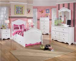 Inspired by french provincial style, the exquisite bedroom desk is perfect for la petite mademoiselle. Exquisite Youth Sleigh Bedroom Set