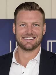 Sam Groth Pictures
